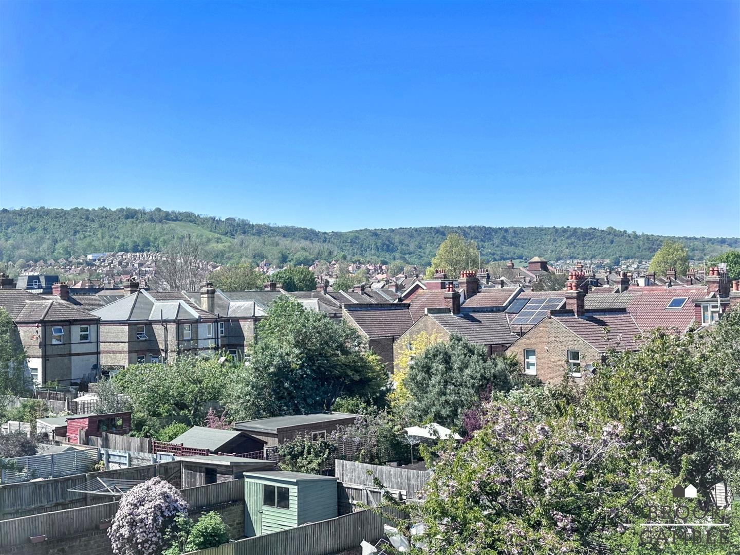 3 Bedroom House. Greenfield Road in Eastbourne,  3